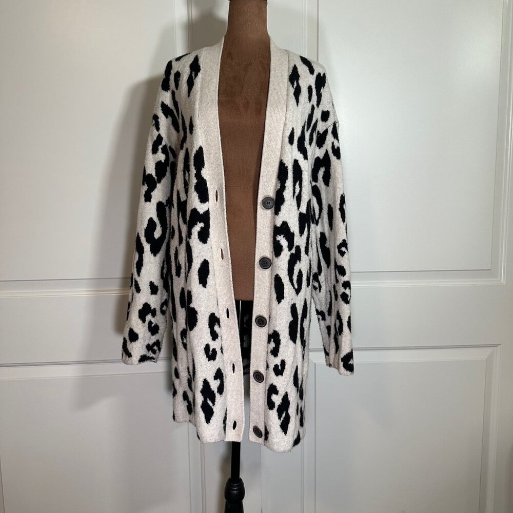 Leopard Print Long Line V-Neck Button Front Cardi… - image 5